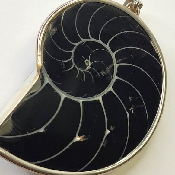 Nautilus Pendant Sterling Silver 925 Mother of Pearl Statement Pendant - Picture 3 of 12